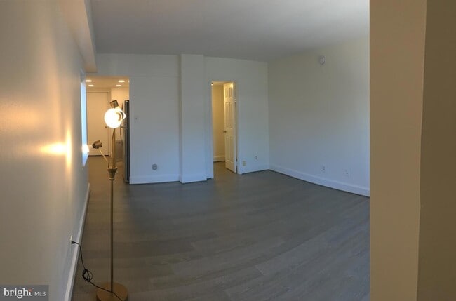 Photo - 1825 T St NW Unidad 303
