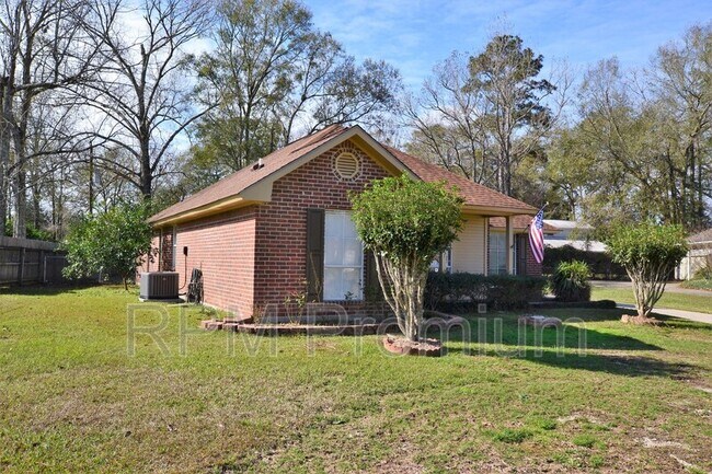 Photo - 1521 Brookfield Dr