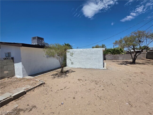 Photo - 910 Magnolia Ave