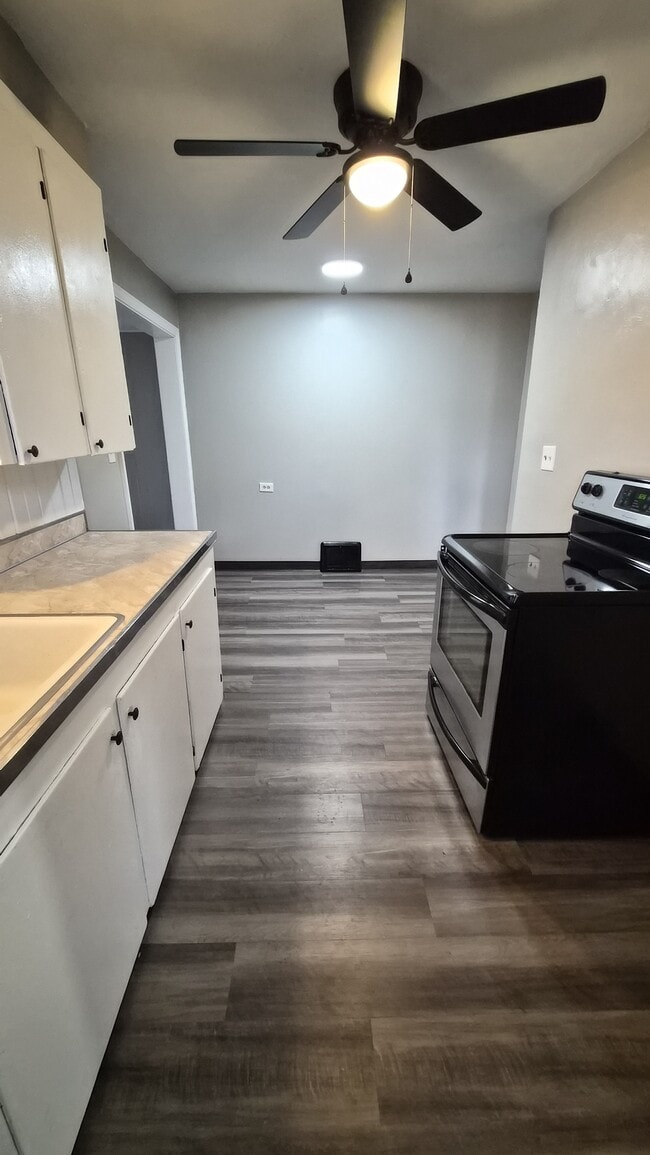 Photo - 3483 Hadley Ave