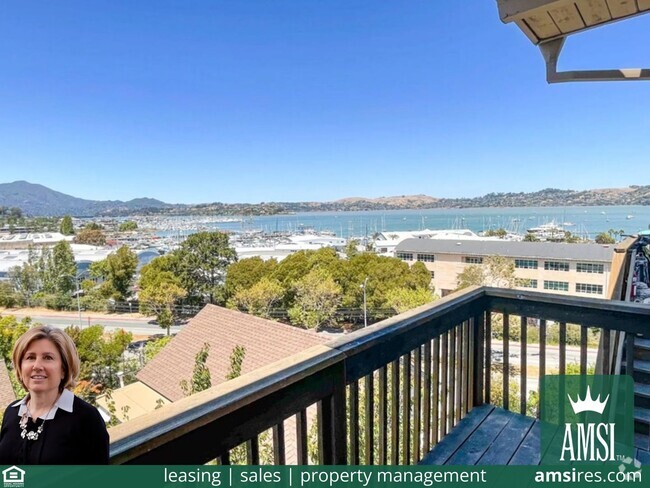 Building Photo - New: 2Bd Water View Flat in Sausalito Unit 4 Rental