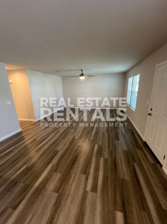 Photo - 511 Hoke St