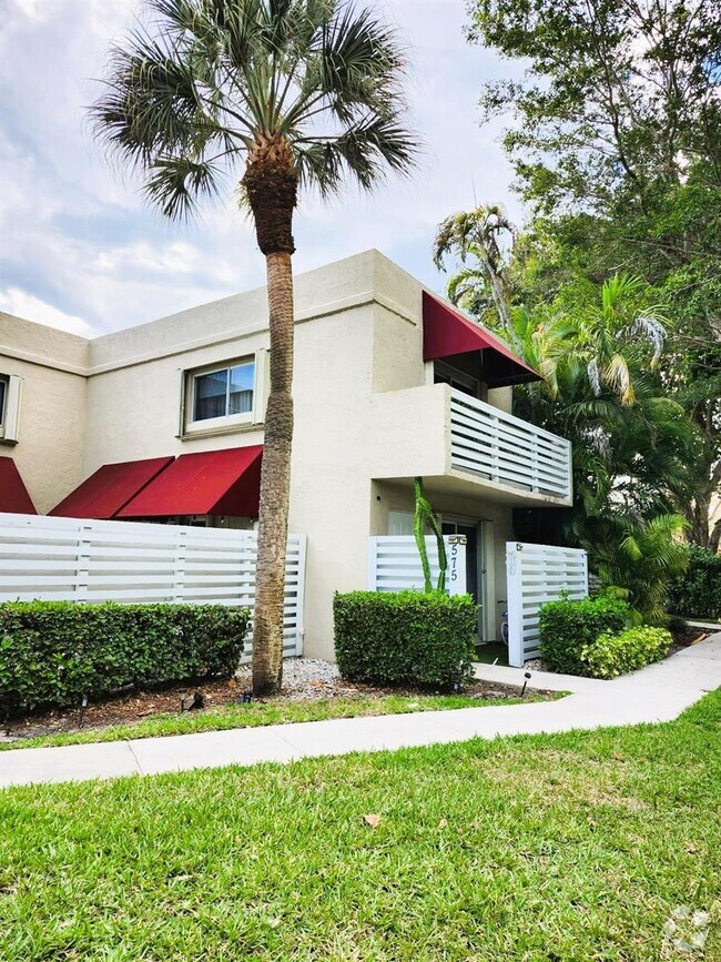 Building Photo - 575 NW 98th Ave Rental