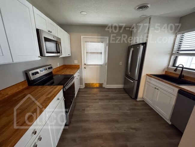 Photo - 6233 Harlow Blvd