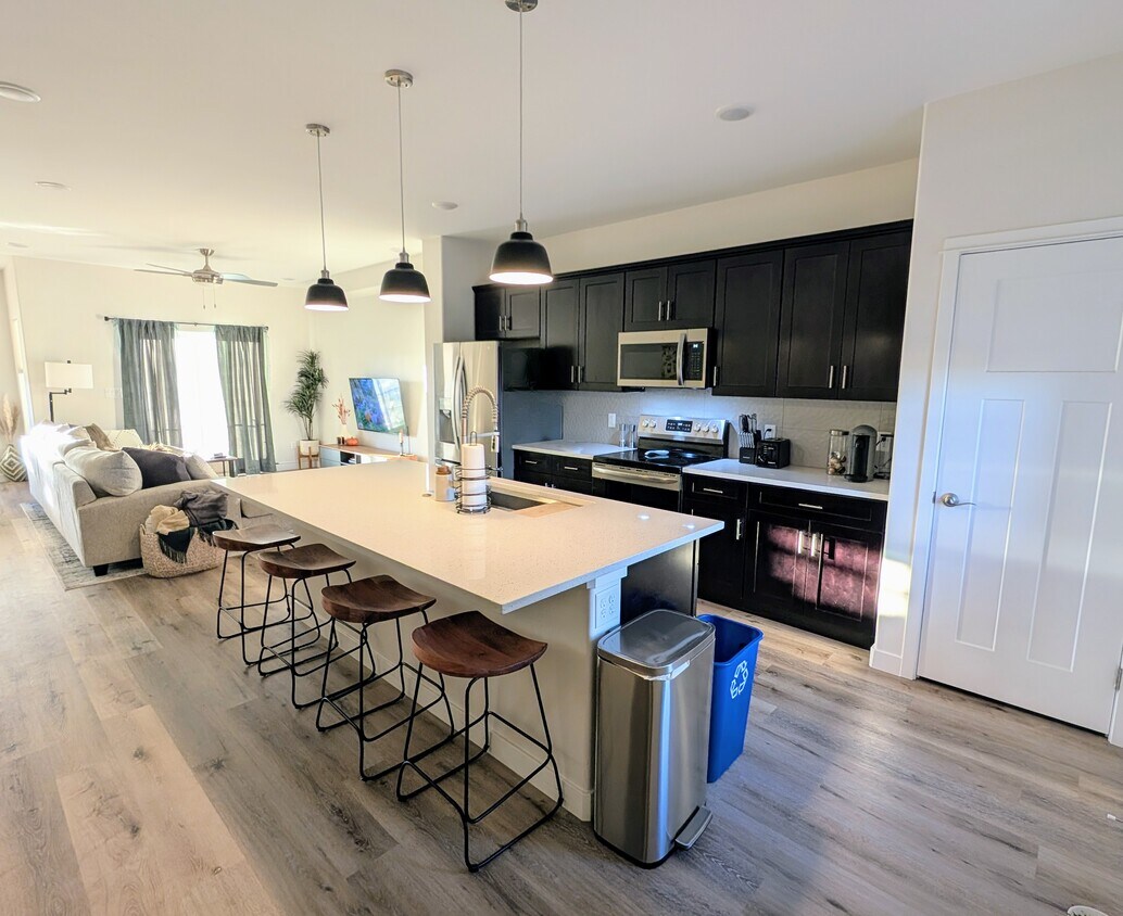 Photo - 613 Chimney Rock Ln (Grand Junction, CO)