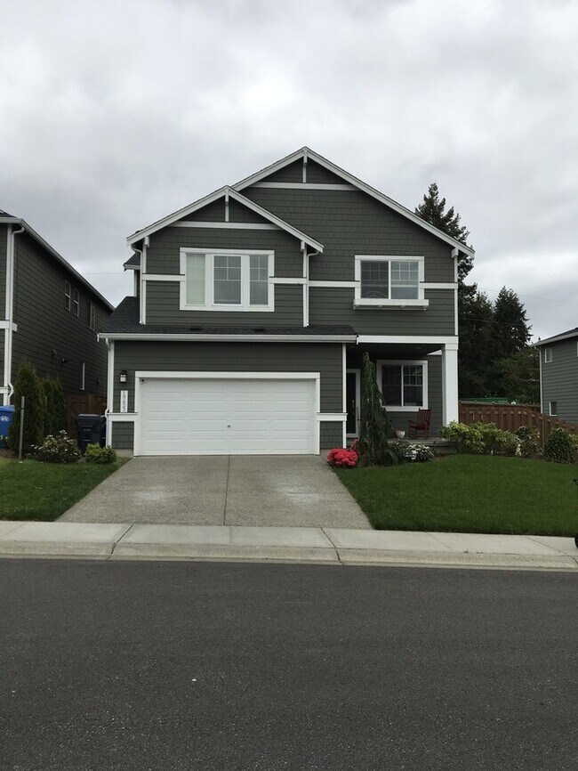 Photo - Large 4 bedroom home