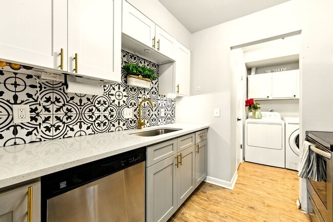 Photo - 1/2 off FIRST month! Beautiful 2-Bedroom, ...