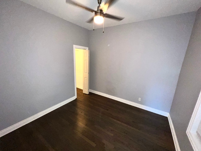 Photo - 3105 W Diversey Ave Unit 1R