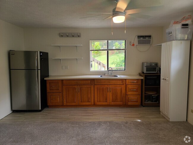 Building Photo - Kaneohe 1 bed / 1 bath Rental