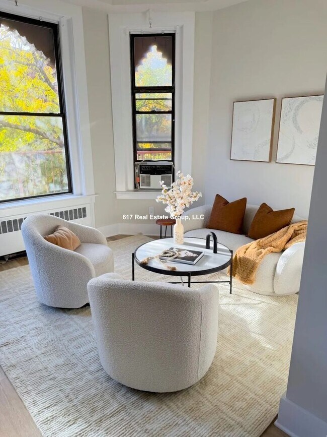 Building Photo - 267 Dartmouth St