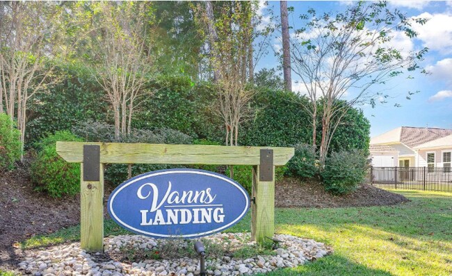 Photo - 905 Mildred Ct