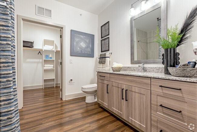 1HAB, 1BA - 722SF (1A) - Baño - Axis Grand Crossing