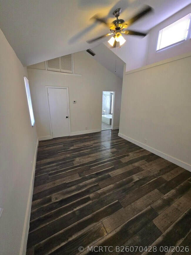 4083 Coral Springs Dr