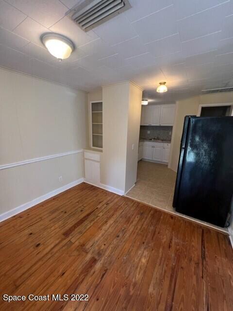 10 Olive St