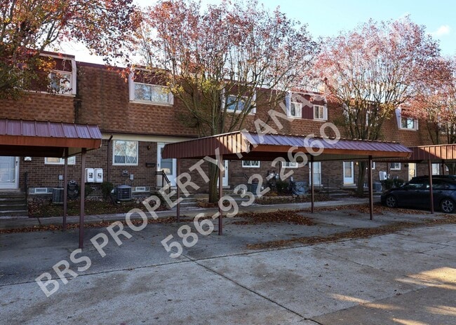 Photo - ? Beautifully Updated Condo in Clinton Township