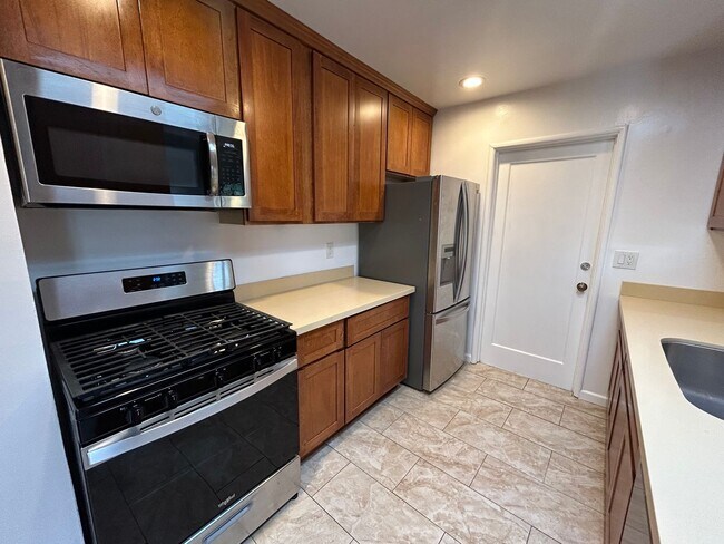 Photo - Spacious 3 Bed/1.5 Bath Home Located in He...