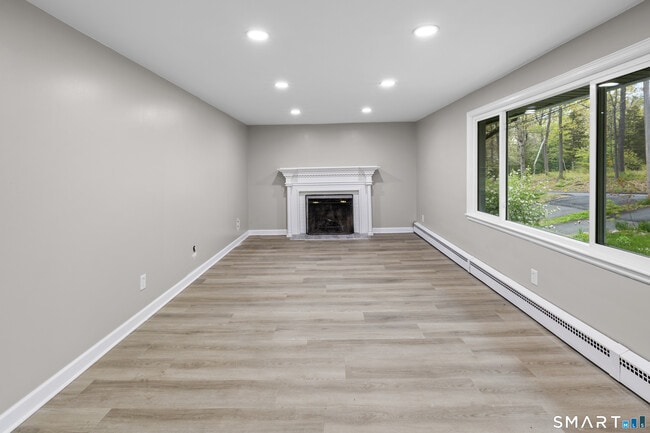Photo - 110 Greenwood Dr