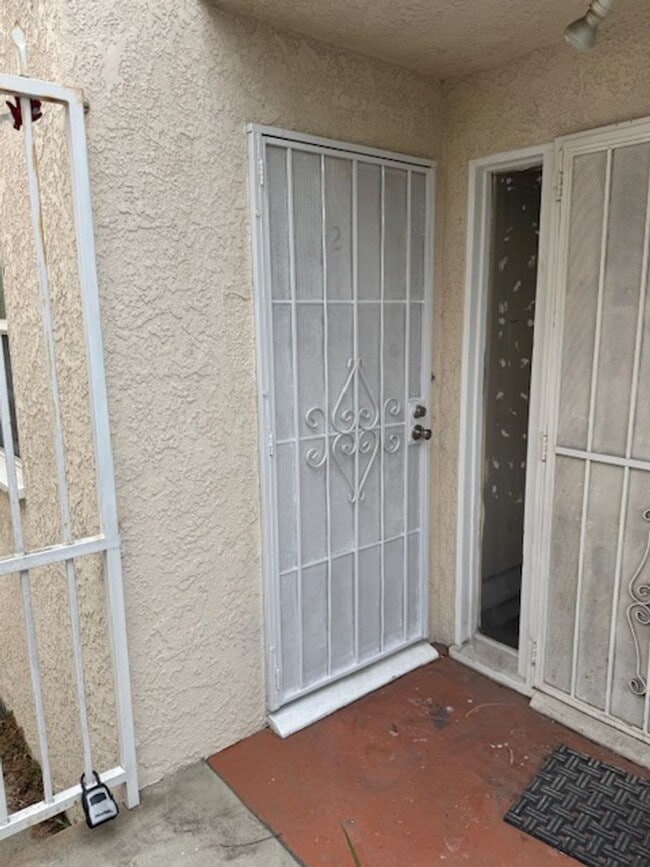 Photo - 714 Lime Ave Unidad APT 2B