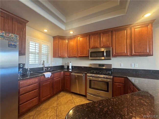 211 Moser Ave Unit 302
