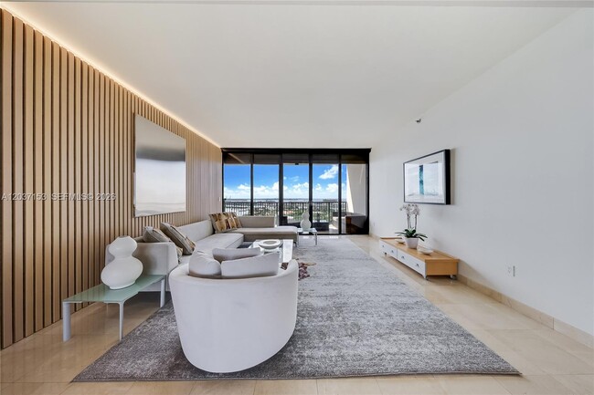 Photo - 1000 Venetian Way Unit 1902