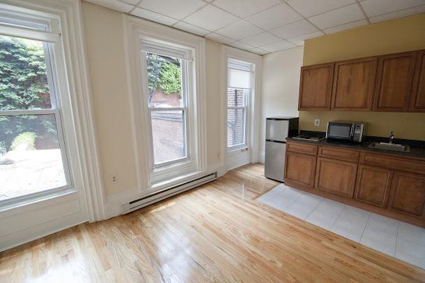 Photo - 70 Pinckney St