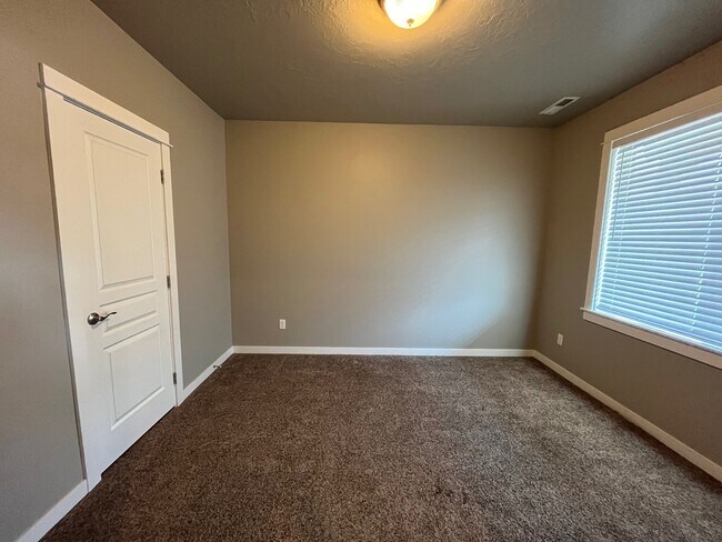 Photo - 43 N Wooddale Ave