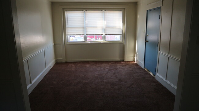 Photo - 1503 Orthodox St Apartments Unit 3