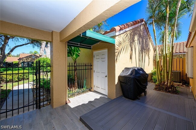 Photo - 772 Reef Point Cir