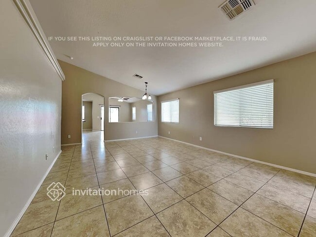 Photo - 3433 W La Salle St