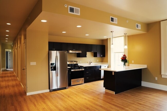 Photo - 400 S Superior St Unit Loft 202