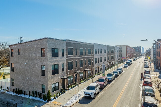 Photo - Guilford Row