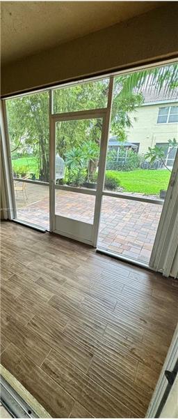 Photo - 443 S W 122nd Terrace