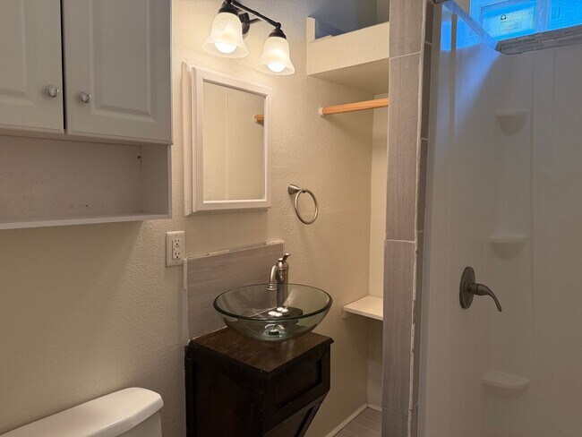 219 Paschal St Unidad 225 Paschal St