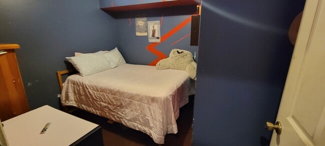 Photo - 335 E Plymouth St