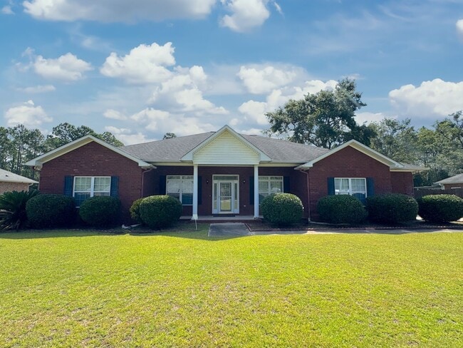 Building Photo - COMING SOON IN MID-AUGUST! [PET FRIENDLY] Rental