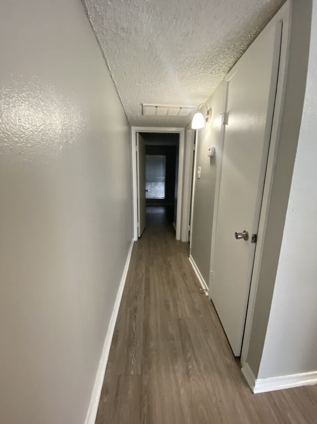 Photo - Edinburg Place Apartments