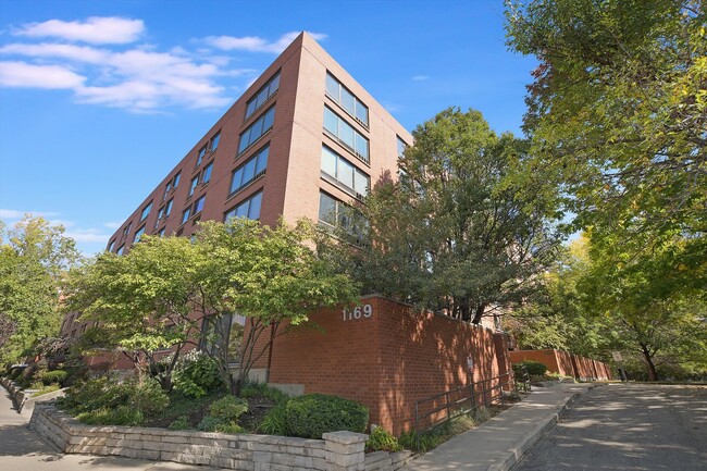 Photo - 1169 S Plymouth Ct Condominio Unidad 301