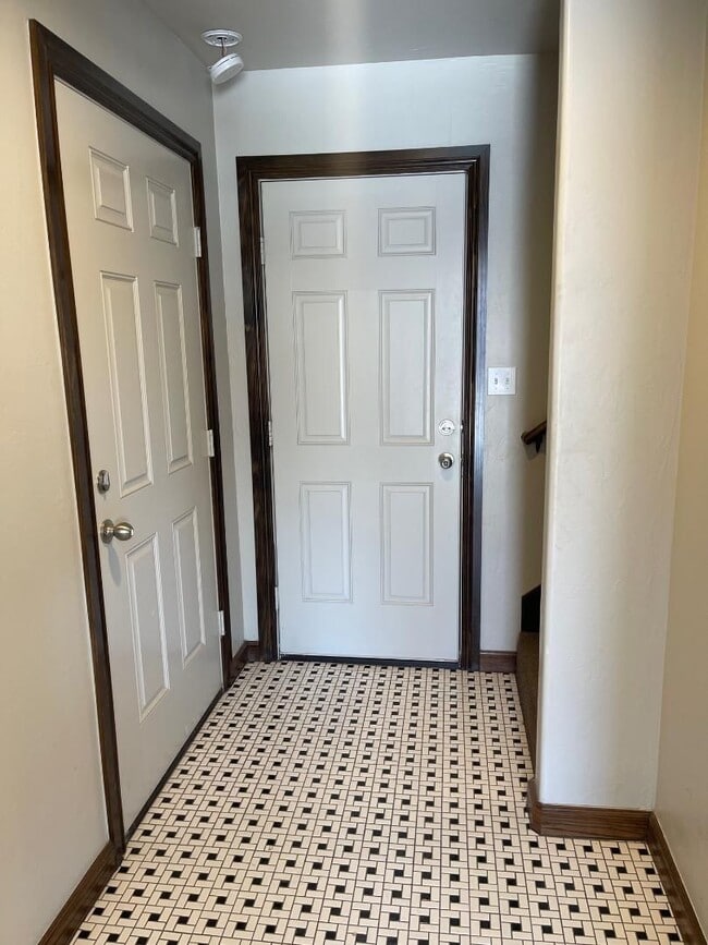 Photo - AMAZING CENTRAL NORMAN APARTMENT FOR LEASE