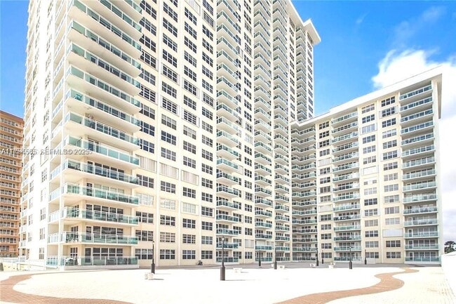 Photo - 3900 Galt Ocean Dr Unit 111