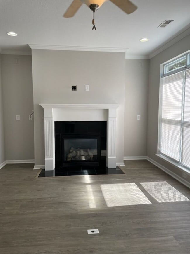 Photo - Emmyllie Ct- 130/132 Unit 130