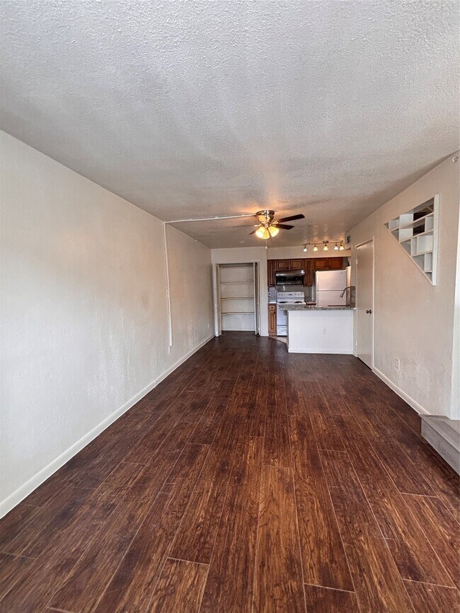Photo - 2110 Wilcrest Dr Unit 123