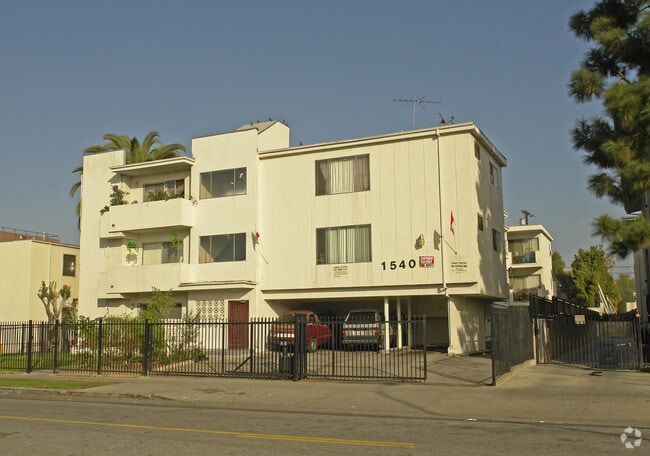 Building Photo - 1540 S Wilton Pl