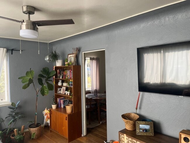 Photo - 4745 Zuni St
