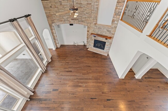 Photo - 3 N Beech Springs Cir