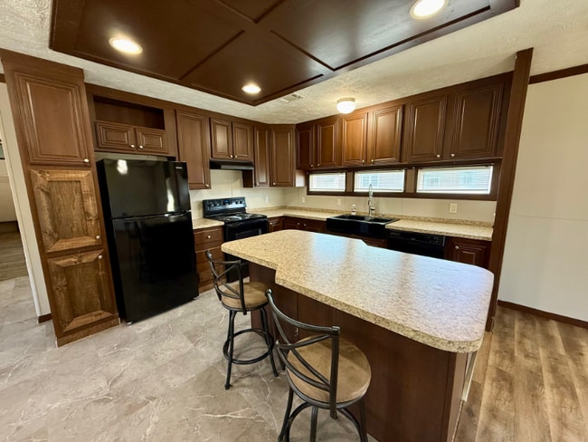 Photo - 172 Bently Dr House