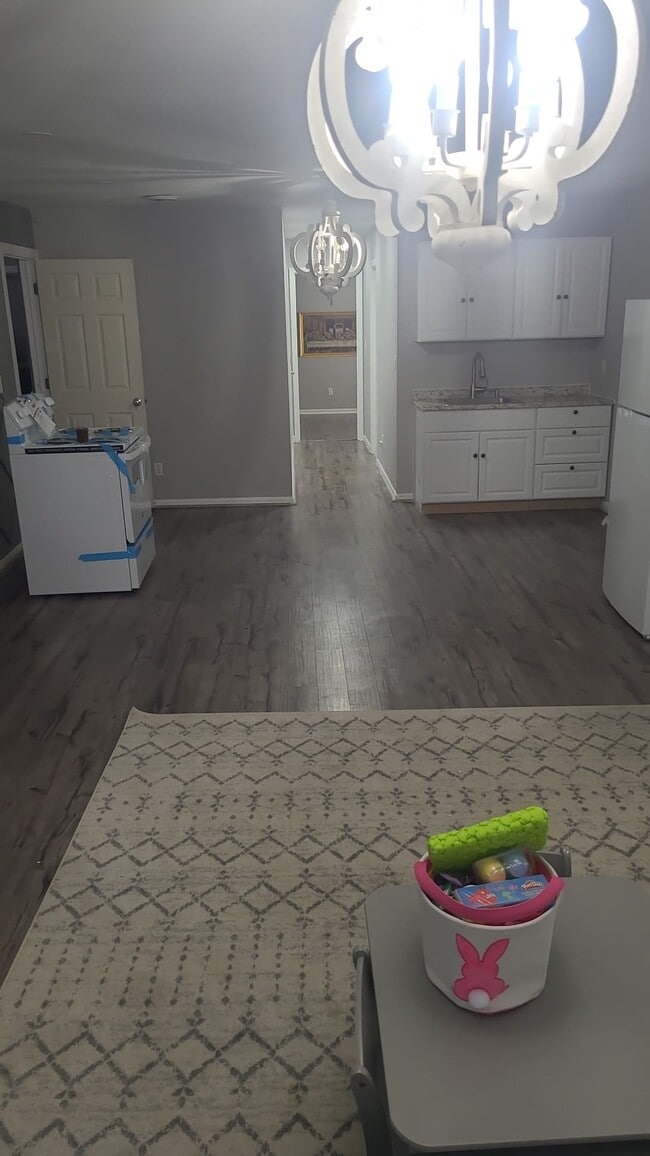 Photo - 23 New Clarkstown Rd Unidad First floor apartment