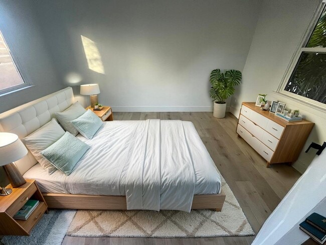 Photo - 1936 Magnolia Ave Unit 1