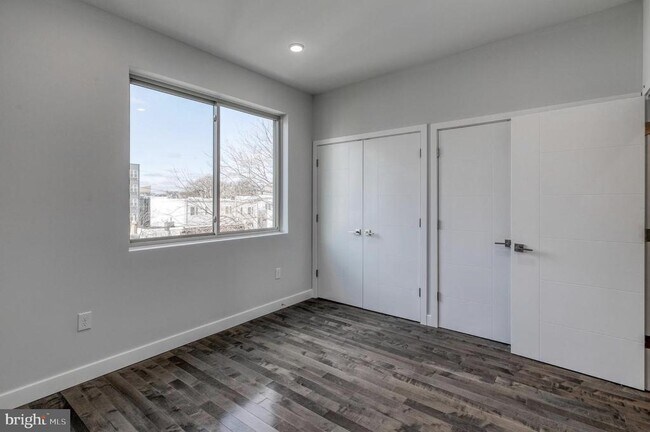 Photo - 1940 N 8th St