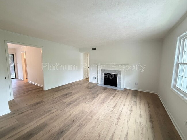 Photo - 335 Winding River Dr Unit H
