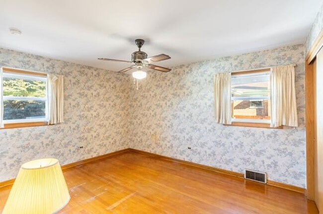 Photo - 3630 W 66th St